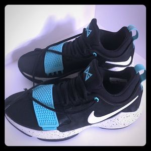 Nike men’s PG athletic shoes